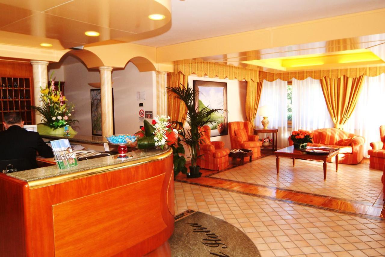 Hg Hotel Italia Brusson Exterior foto